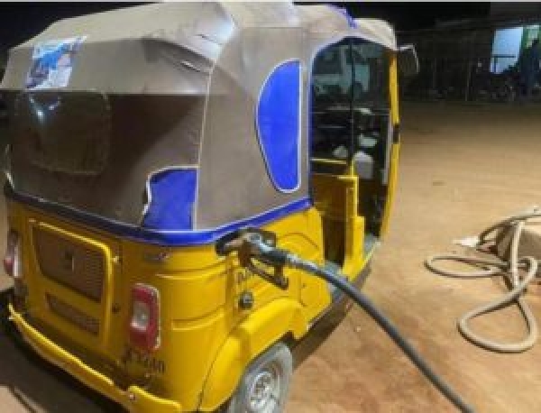 Hausse du prix du carburant au Nigeria : Ruée vers les stations-services à Maradi
