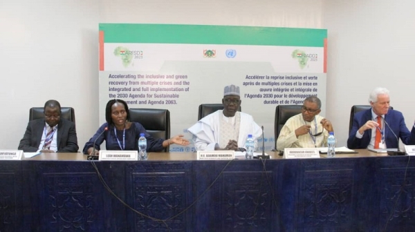 Panel sur l’accélération de l’ODD6 : le Ministre de l’Hydraulique Adamou Mahaman a partagé l’expérience du Niger au FRADD