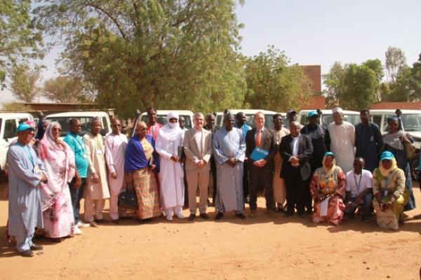 Niger/Santé : 71 véhicules, 498 motos et 270 réfrigérateurs solaires  offerts par l’Allemagne à travers l’Unicef pour améliorer la santé des Femmes et des Enfants